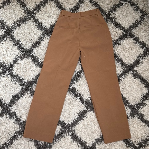 NWOT A&F Tailored Relaxed Straight Pant w/ Criss Cross Waist in Camel Brown - Picture 4 of 5